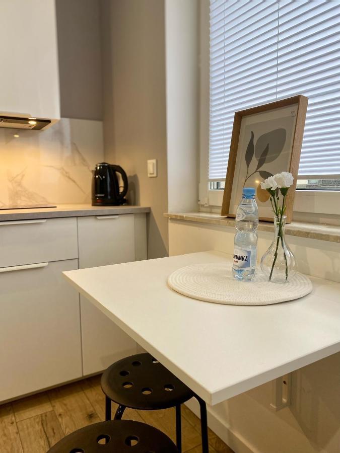 Enes Apartments Legnicka Street A Wroclaw Bagian luar foto