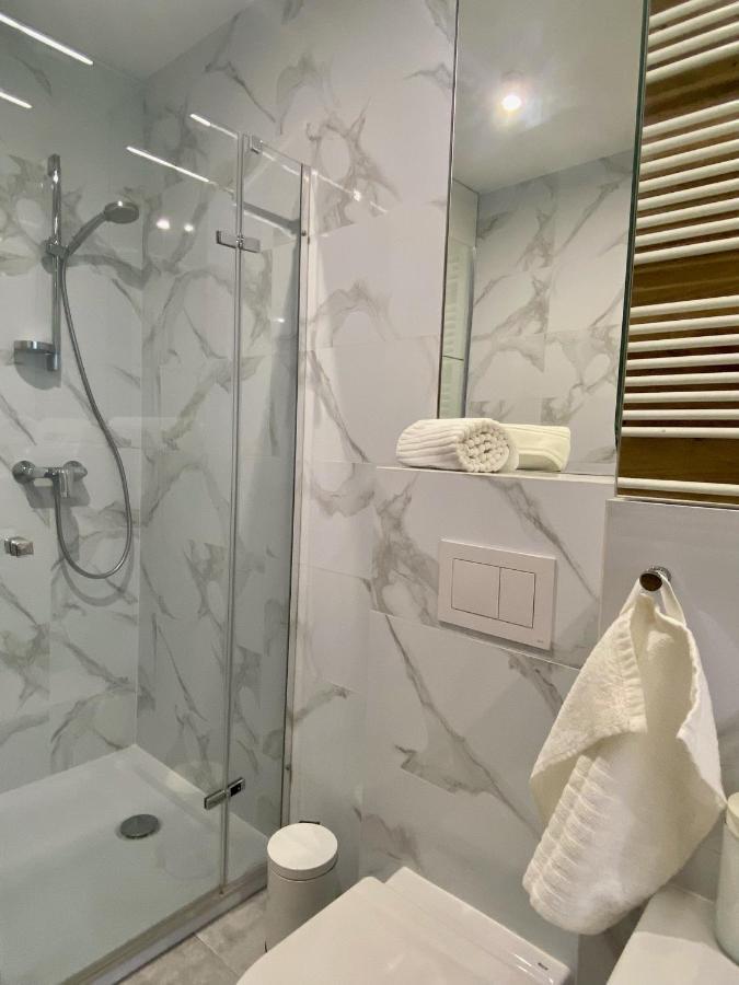 Enes Apartments Legnicka Street A Wroclaw Bagian luar foto